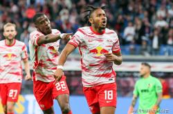 爱游戏下载-包含RB莱比锡突破攻势，逆转战胜对手的词条