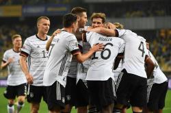 爱游戏新闻-法国-大胜乌克兰，晋级淘汰赛实现两连胜