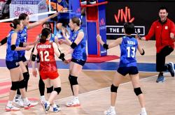 爱游戏官方入口-日本女排淘汰对手，闯入四强