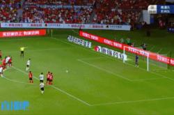 爱游戏电竞-关于小国球队奋力拼搏，成功逆转比分取得胜利的信息