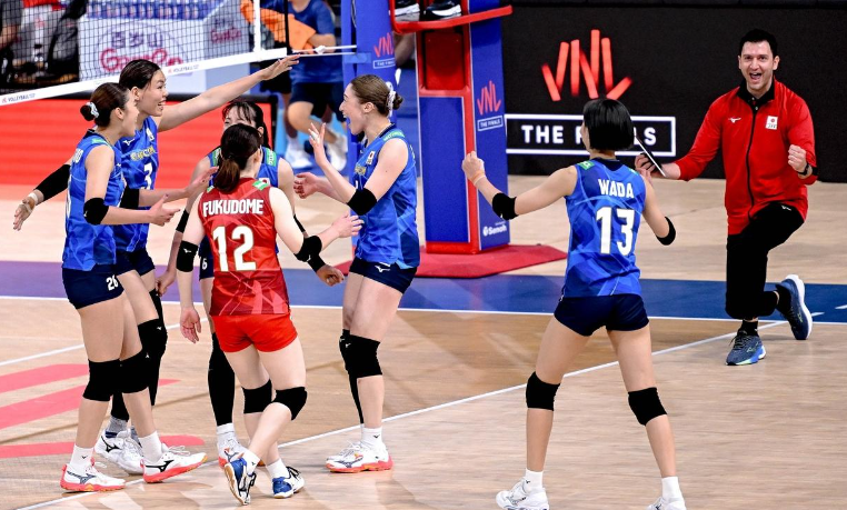 日本女排淘汰对手,闯入四强 日本女排淘汰对手,闯入四强