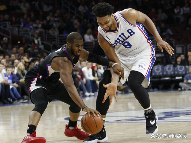 NBA球员们在季后赛中展现出色表现 NBA球员们在季后赛中展现出色表现