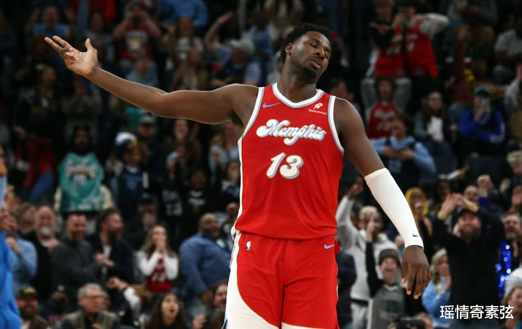 关于灰熊力克黄蜂，取得关键胜利的信息