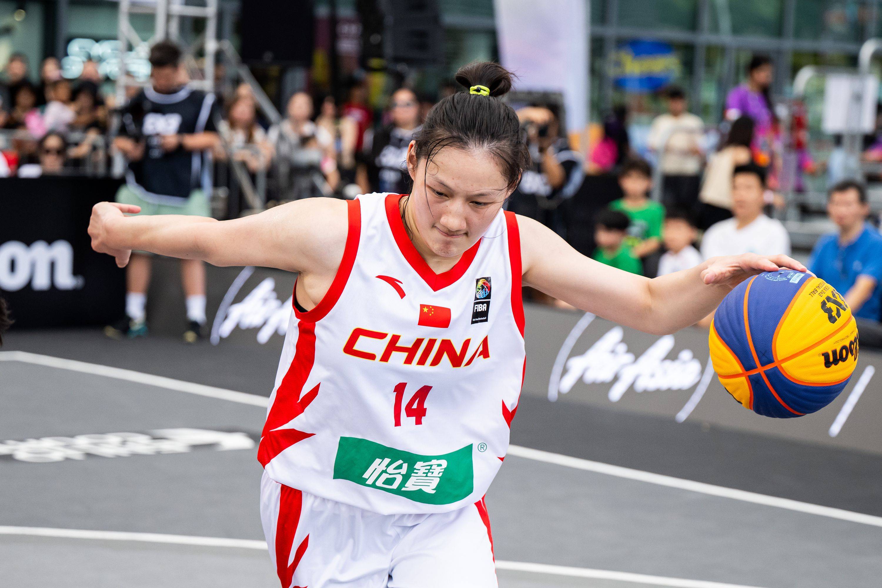 亚洲篮球选手在国际赛场上崭露头角