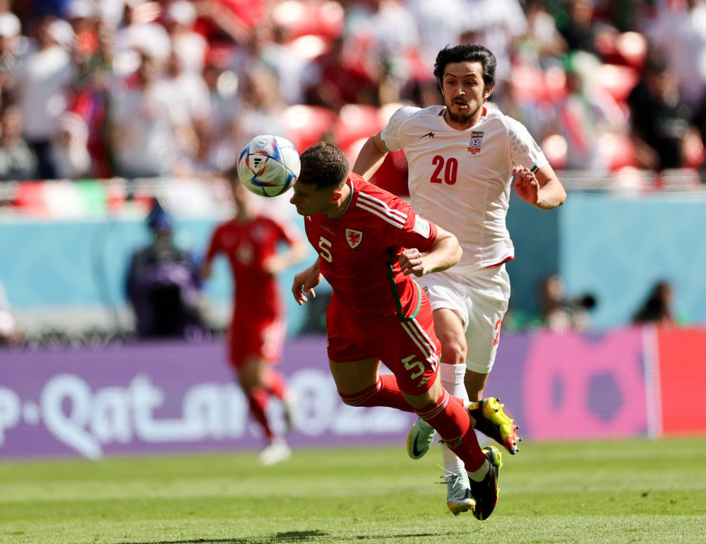 伊朗足球球员参加国际比赛获佳绩 伊朗足球球员参加国际比赛获佳绩