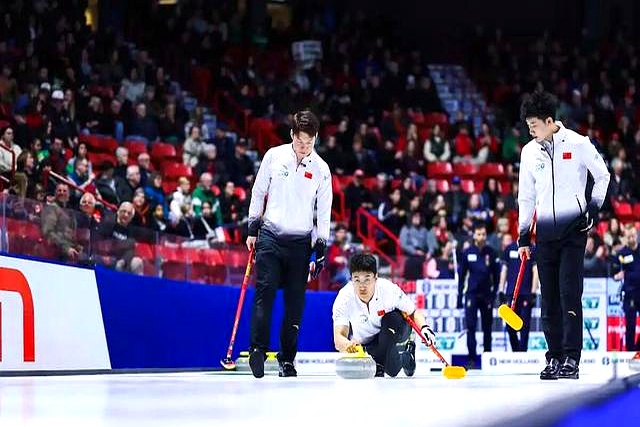 关于瑞典队勇夺胜利，晋级下一轮比赛的信息